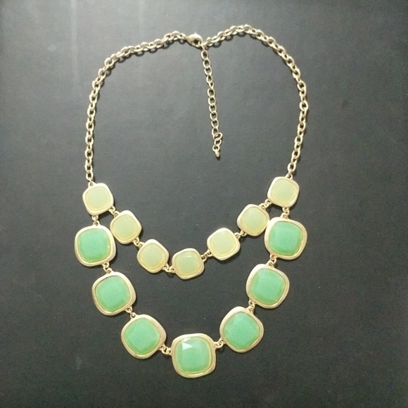 Gold Tone Mint Green Square Rhinestone Statement Necklace - Picture 1 of 2
